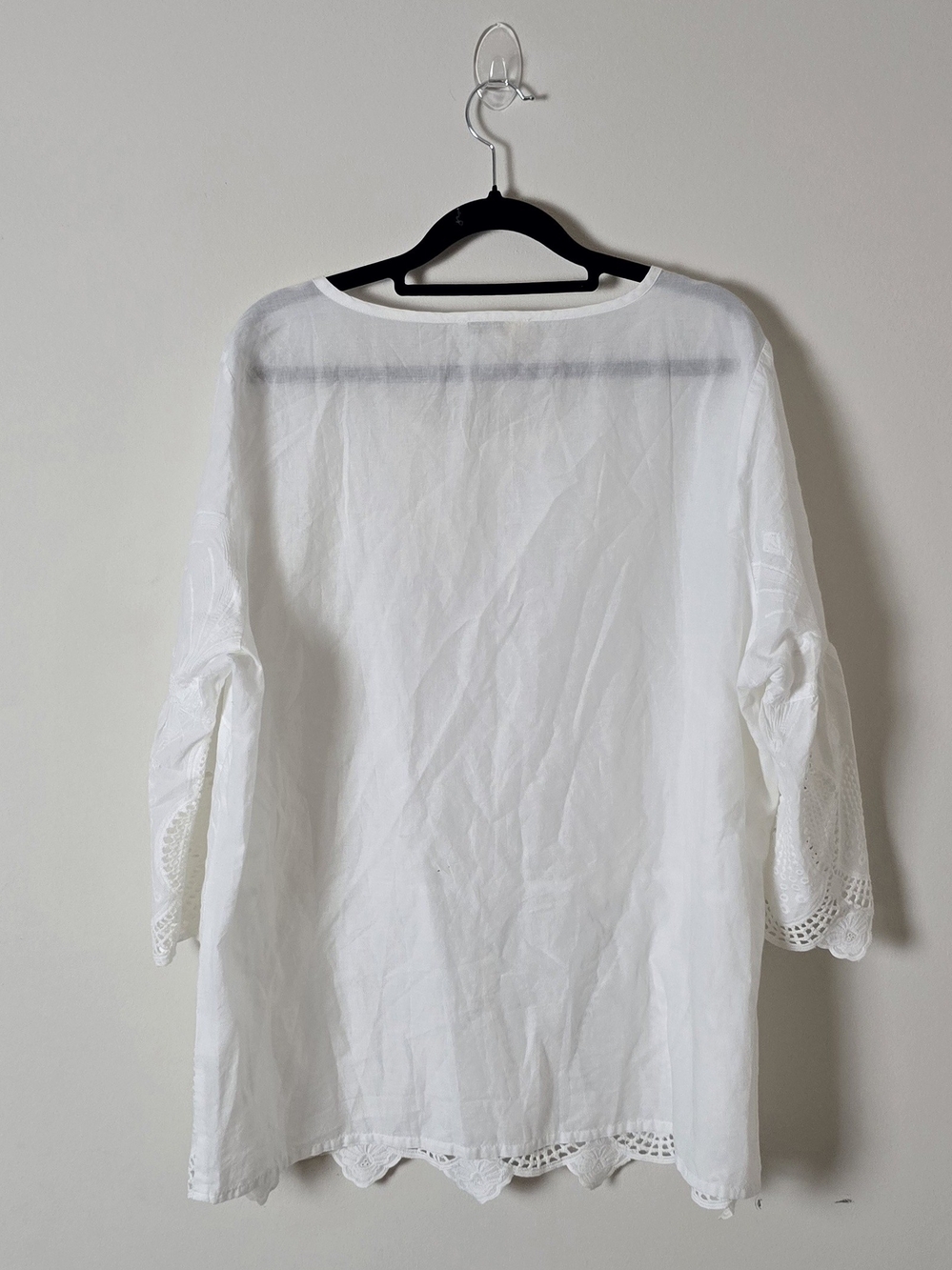 White Eyelet Crochet Tunic Top, 100% Cotton, Breathable, Lightweight (Size 16) - Picture 2 of 9